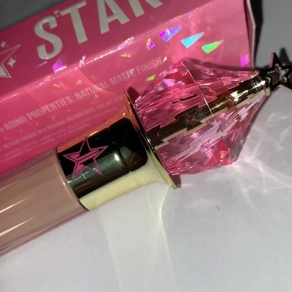 Jeffree Star concealer NEW in box c16.5 magic star‎